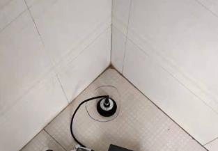 潮安卫生间漏水维修之 loft 夹层储藏室毗邻暗管渗水哪家好，推荐诚匠小爱修缮